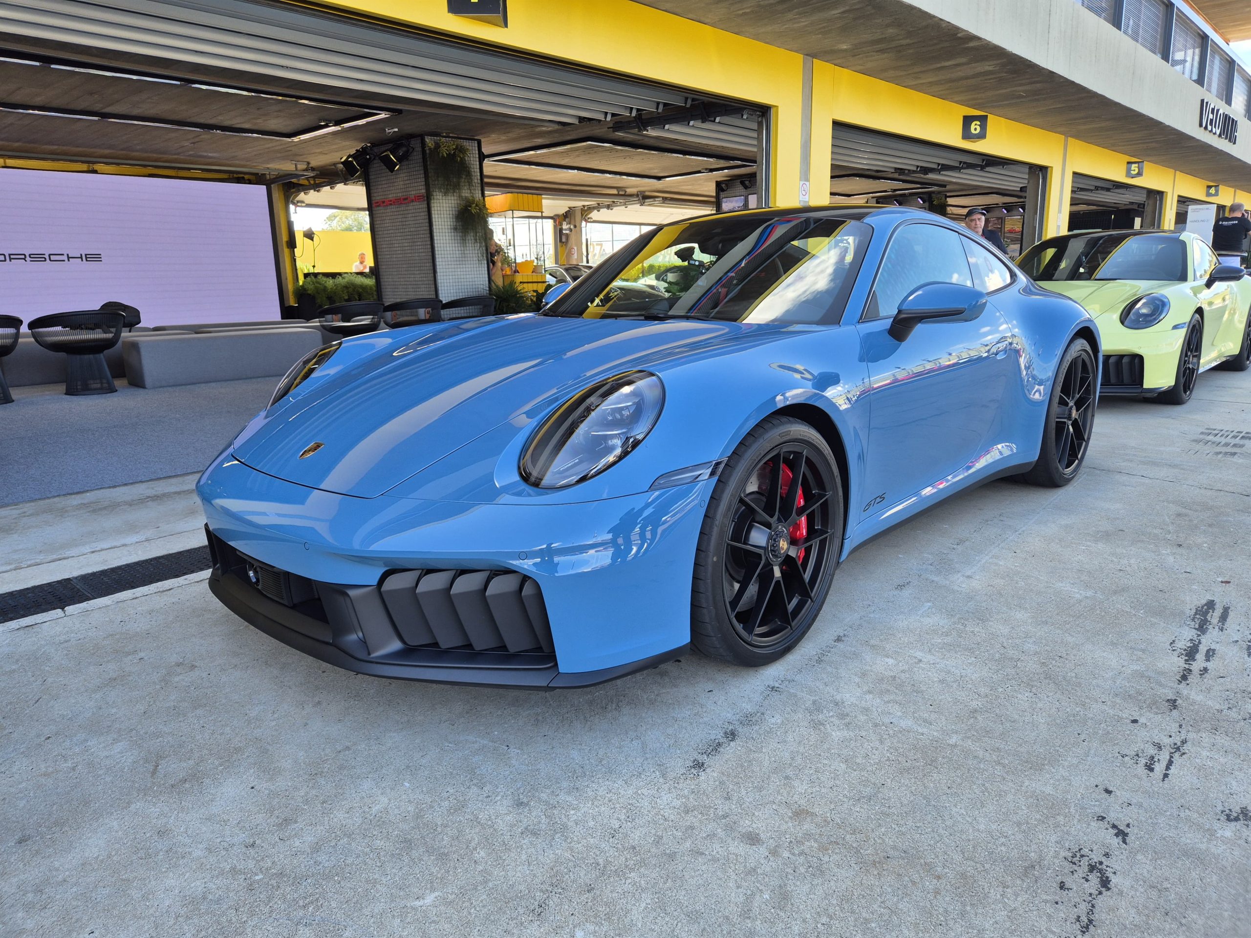 porsche-911-fica-ate-10-cv-mais-potente-com-gasolina-brasileira porsche-911-fica-ate-10-cv-mais-potente-com-gasolina-brasileira