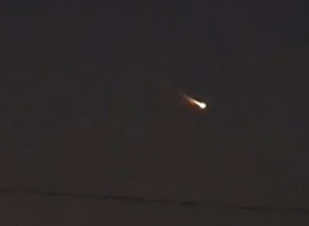 meteoro?-objeto-luminoso-e-visto-no-ceu-de-brasilia;-veja-videos