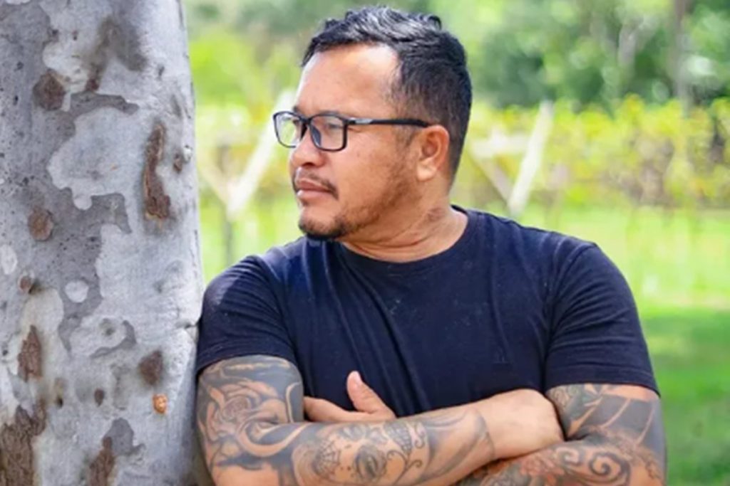 servidor-e-exonerado-apos-ser-flagrado-agredindo-jornalista-no-entorno