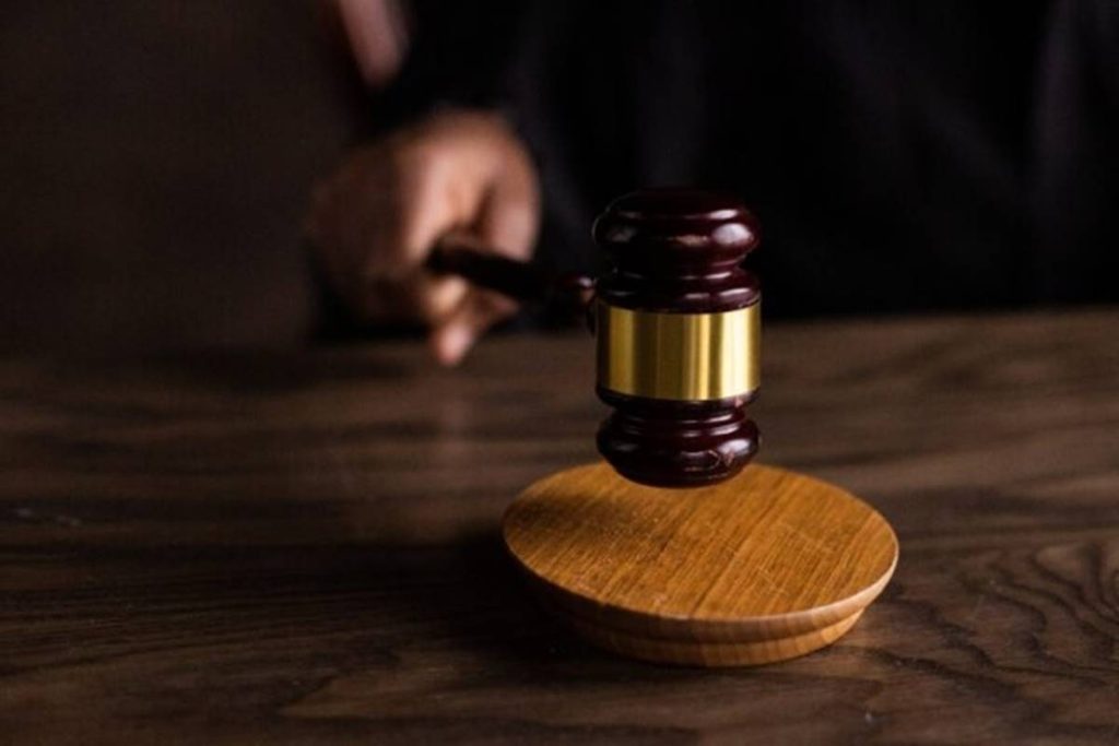dupla-e-condenada-por-dar-cobertura-para-execucao-de-jovem-de-21-anos