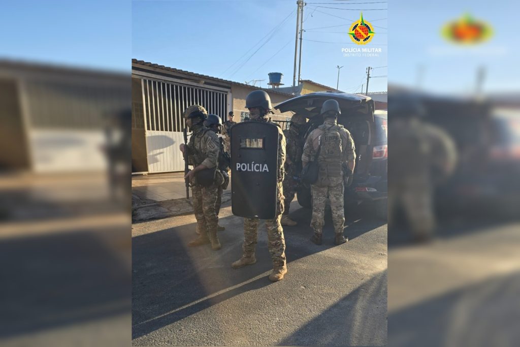 pai-expulsa-mulher-de-casa-e-mantem-filhos-refens-no-df