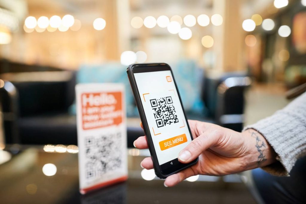 justica-decide-que-placas-de-obras-publicas-do-df-devem-ter-qr-code
