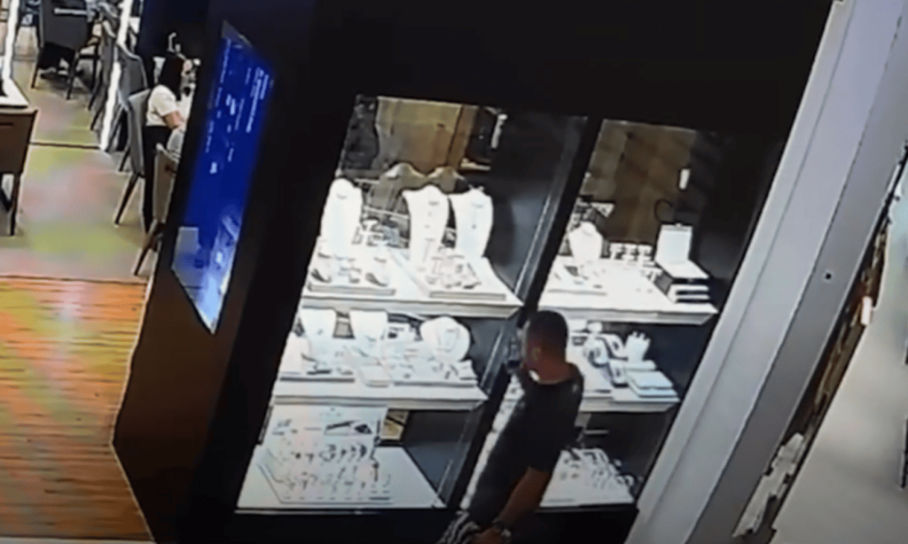 trio-do-entorno-que-furtava-joias-morre-durante-conflito-com-a-policia