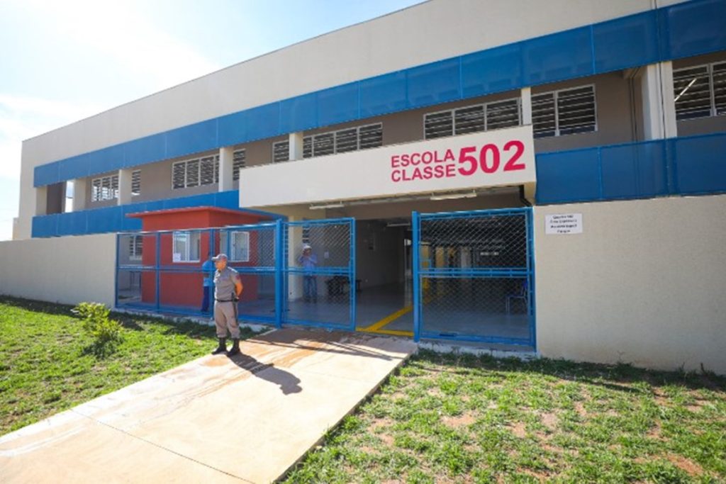 gdf-deve-indenizar-aluno-ferido-por-queda-de-trave-de-escola-publica