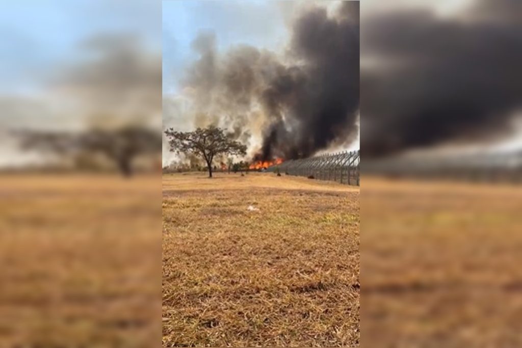 video:-incendio-com-fumaca-densa-atinge-os-arredores-da-papuda
