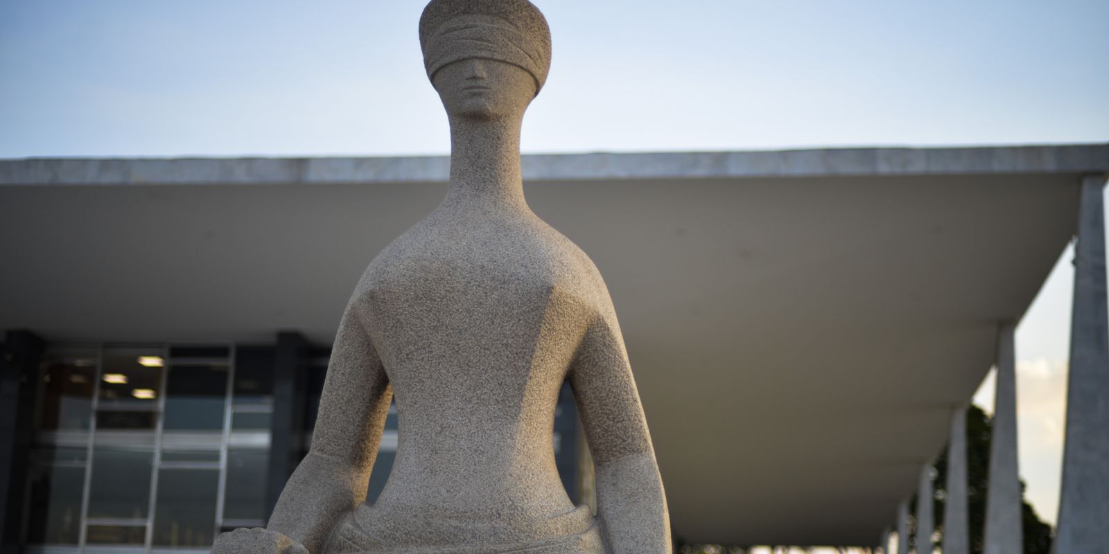 moraes-manda-soltar-reu-do-8/1-apos-erro-judicial moraes-manda-soltar-reu-do-8/1-apos-erro-judicial