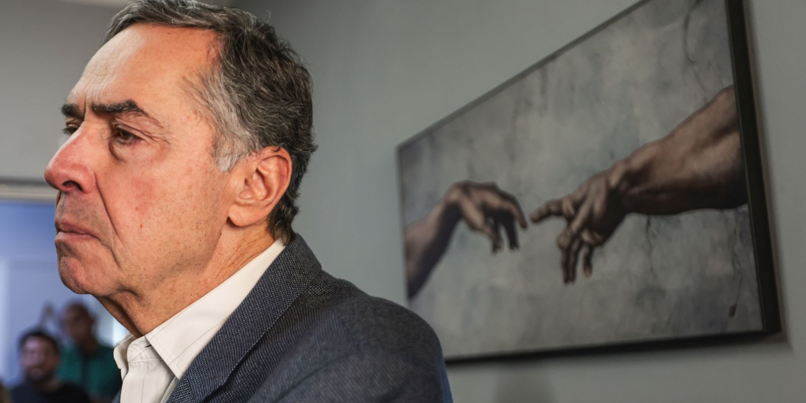 barroso-passa-mal-e-e-internado-em-hospital-de-brasilia barroso-passa-mal-e-e-internado-em-hospital-de-brasilia