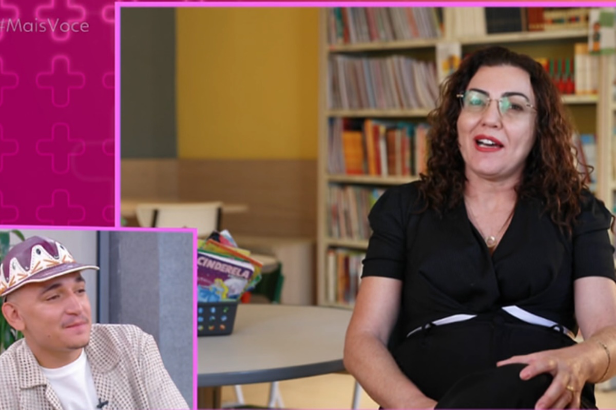 professora-manda-recado-para-joao-gomes-apos-homenagem-em-show professora-manda-recado-para-joao-gomes-apos-homenagem-em-show