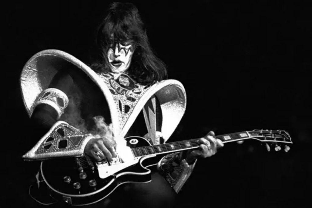 quem-foi-ace-frehley,-guitarrista-do-kiss-que-morreu-aos-74-anos