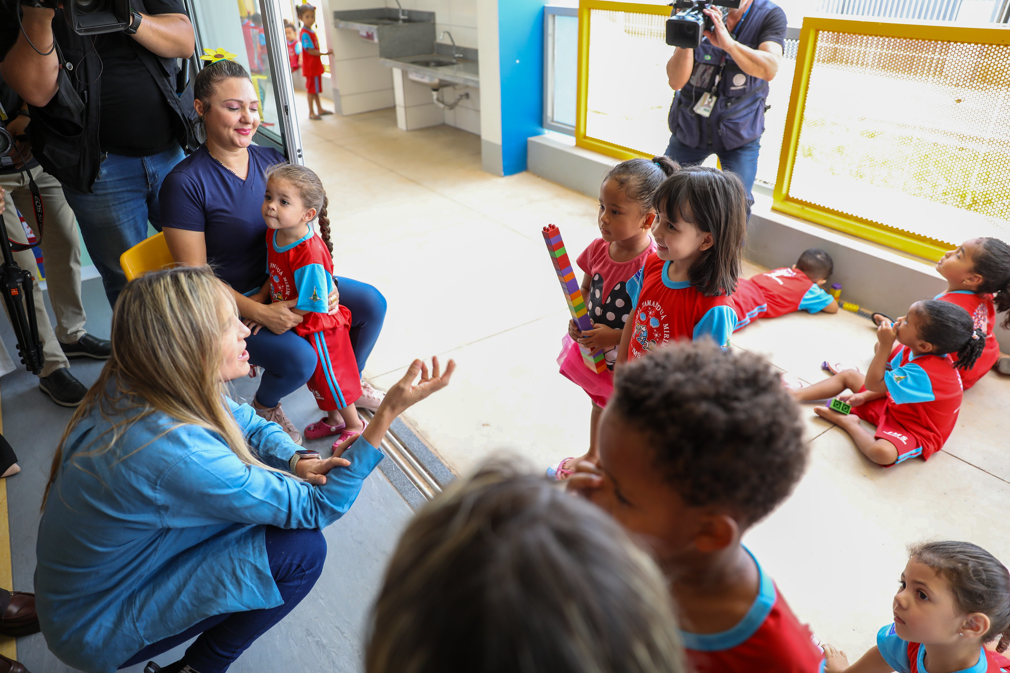 celina-inaugura-creche-para-atender-188-criancas-no-recanto-das-emas celina-inaugura-creche-para-atender-188-criancas-no-recanto-das-emas