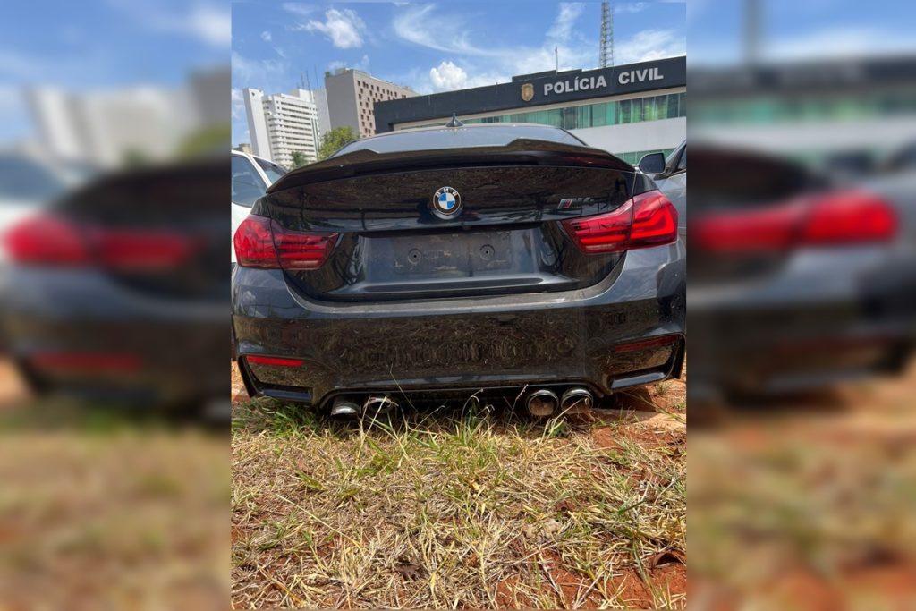 carroes-do-“playboy-do-drift”-estao-em-patio-da-pcdf-ha-8-meses.-veja