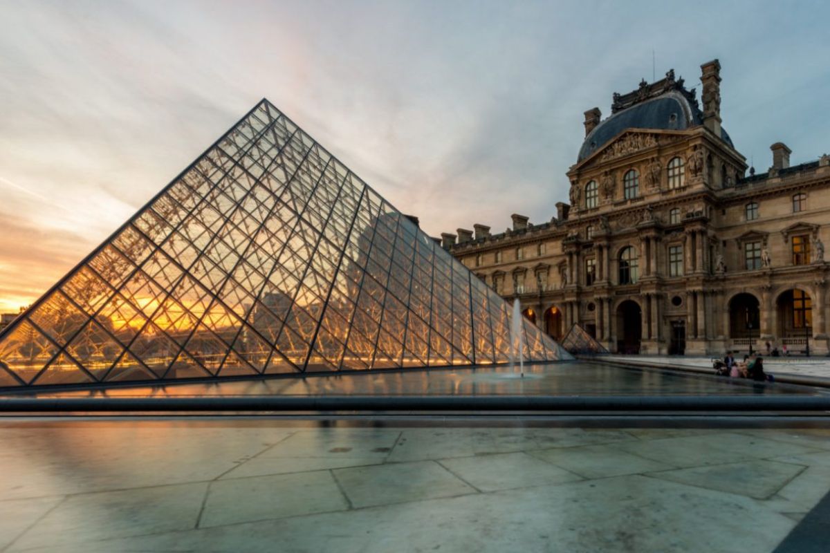 louvre:-ladroes-experientes-roubaram-joias-“inestimaveis”,-diz-governo louvre:-ladroes-experientes-roubaram-joias-“inestimaveis”,-diz-governo