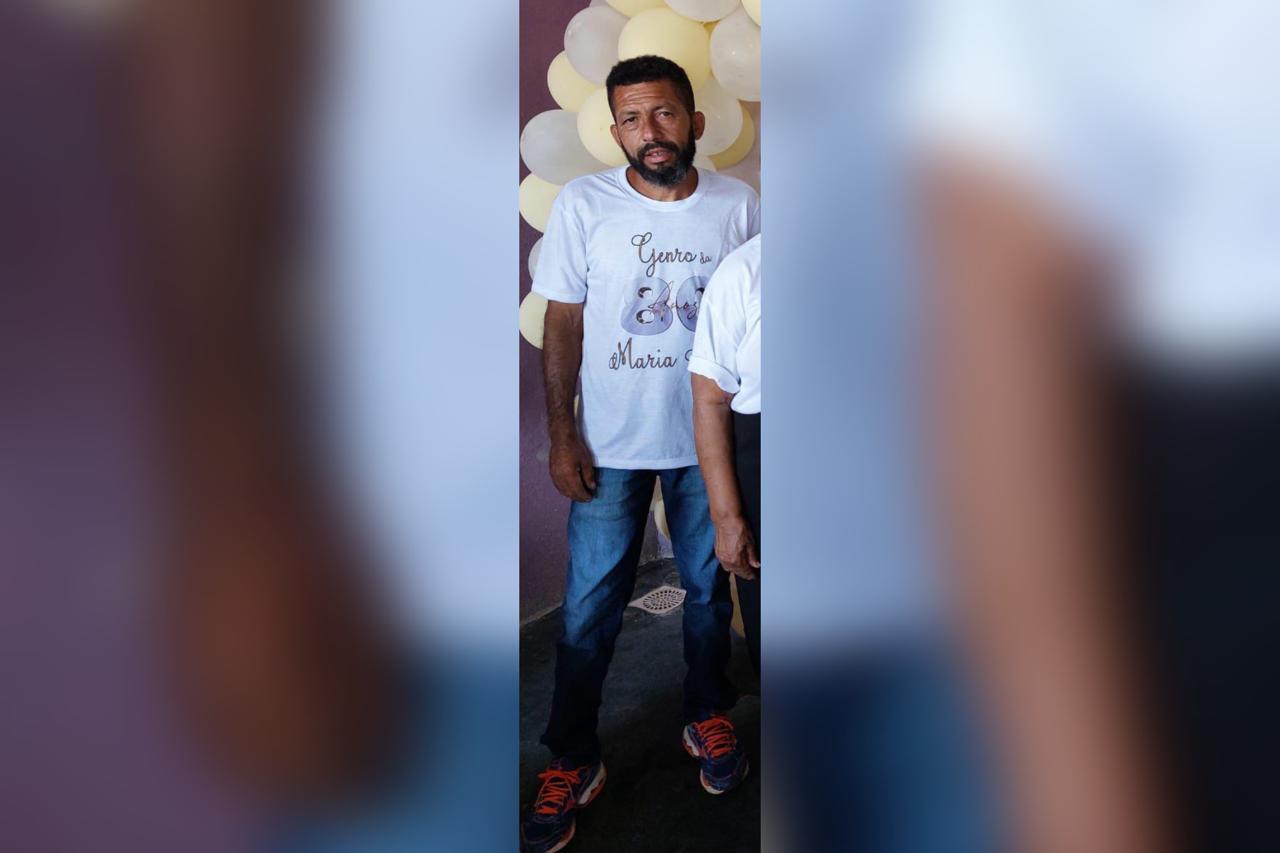 familia-pede-ajuda-para-achar-pintor-que-saiu-a-pe-de-formosa-ao-df familia-pede-ajuda-para-achar-pintor-que-saiu-a-pe-de-formosa-ao-df