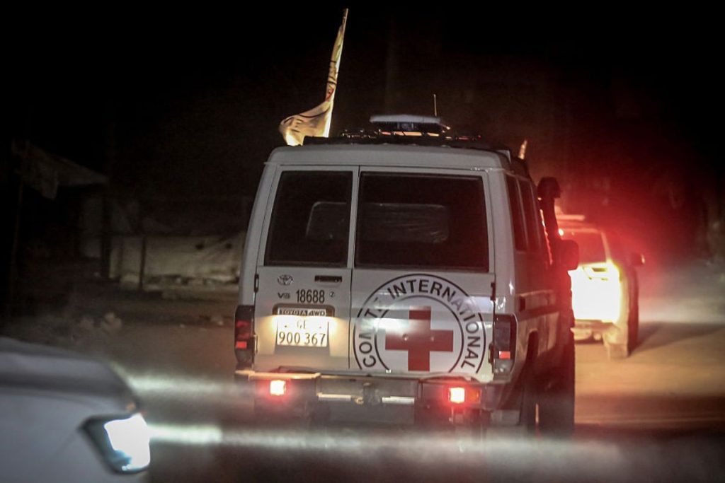 hamas-diz-que-entregara-mais-dois-corpos-de-refens-israelenses