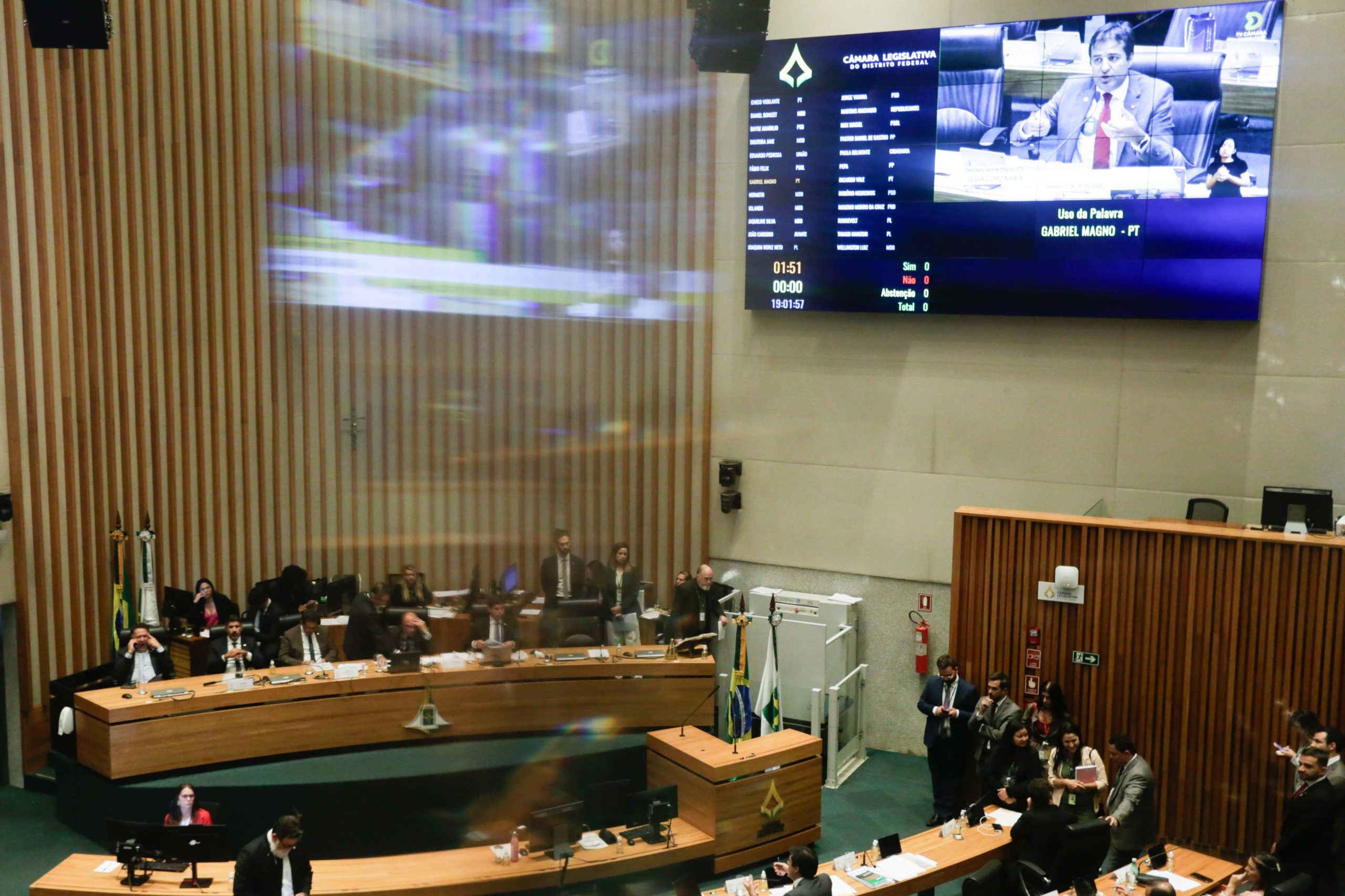 aprovado-projeto-que-cede-uso-de-areas-publicas-nos-lagos-sul-e-norte aprovado-projeto-que-cede-uso-de-areas-publicas-nos-lagos-sul-e-norte