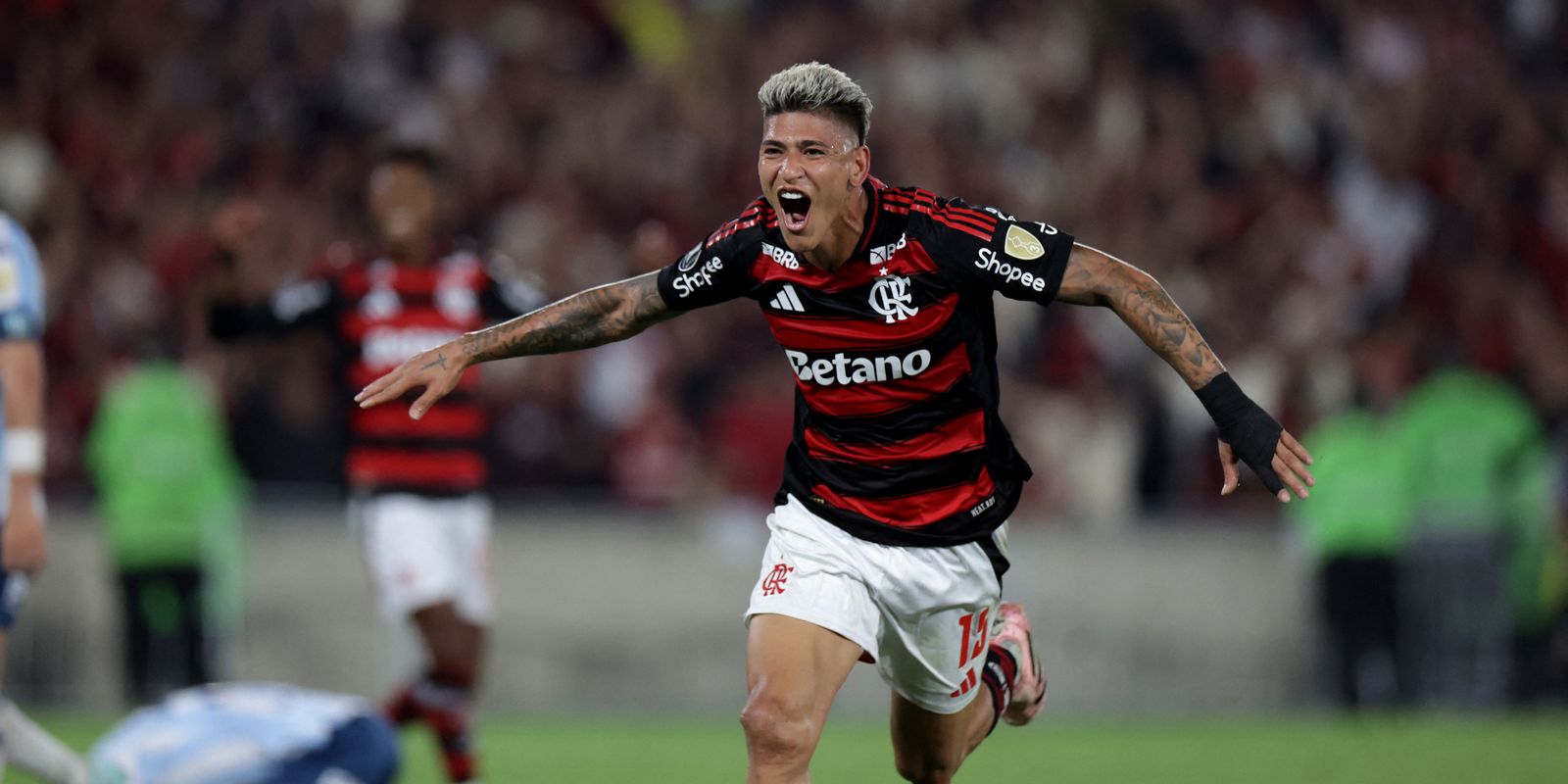carrascal-decide-e-flamengo-fica-em-vantagem-na-semi-da-libertadores carrascal-decide-e-flamengo-fica-em-vantagem-na-semi-da-libertadores