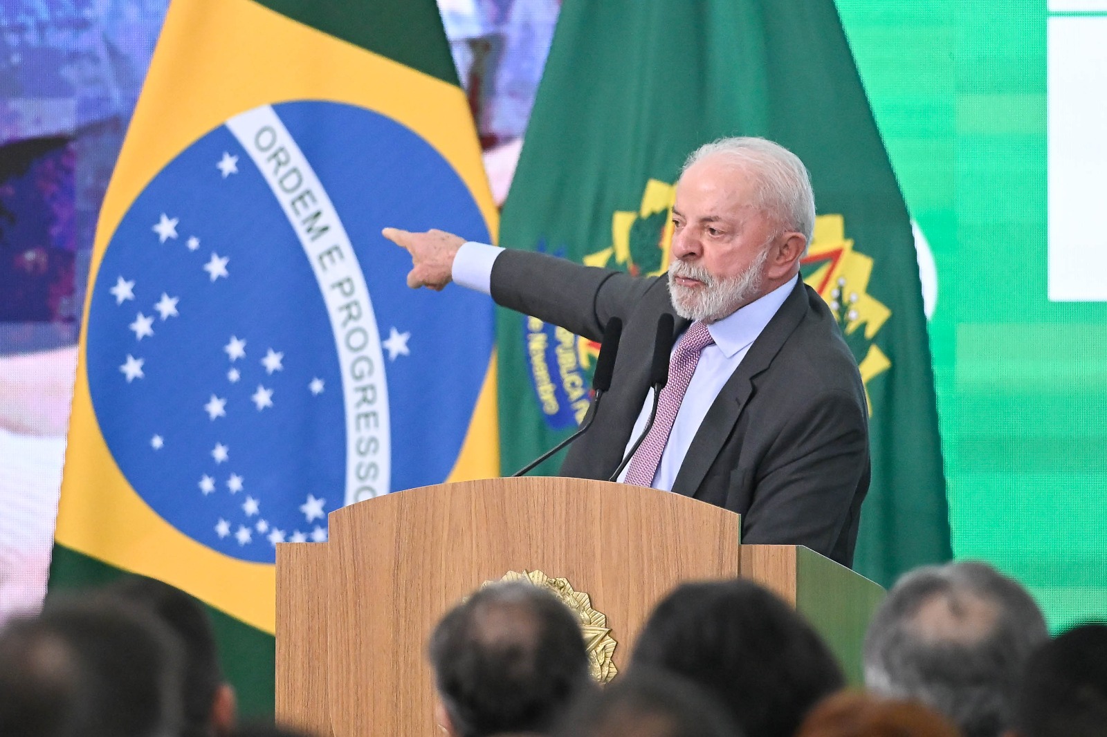 alem-de-trump,-veja-quais-sao-os-focos-da-comitiva-de-lula-na-asia alem-de-trump,-veja-quais-sao-os-focos-da-comitiva-de-lula-na-asia