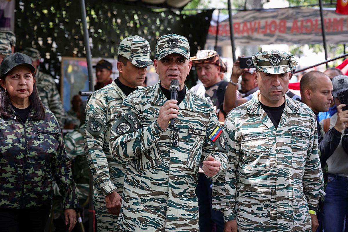 ministro-de-maduro-sobre-acao-da-cia-na-venezuela:-“vai-fracassar” ministro-de-maduro-sobre-acao-da-cia-na-venezuela:-“vai-fracassar”