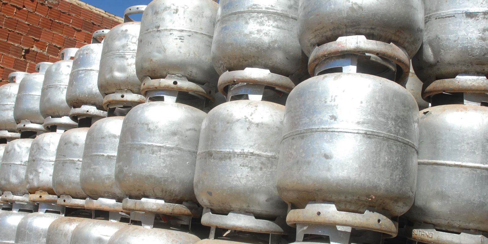 beneficiarios-com-nis-final-5-recebem-auxilio-gas-nesta-sexta-feira beneficiarios-com-nis-final-5-recebem-auxilio-gas-nesta-sexta-feira