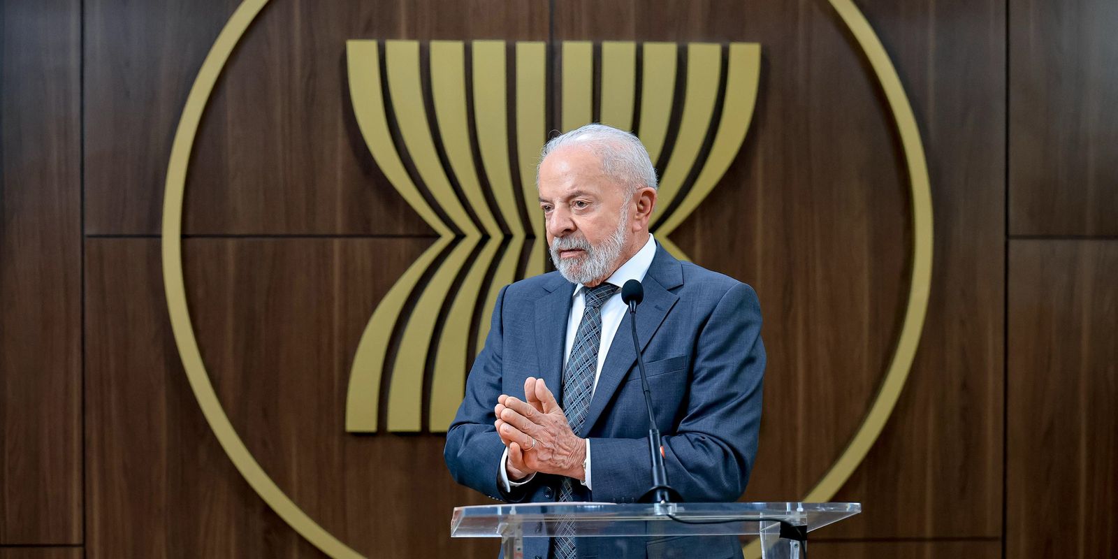 lula-quer-discutir-com-trump-punicao-dada-a-ministros-do-stf lula-quer-discutir-com-trump-punicao-dada-a-ministros-do-stf