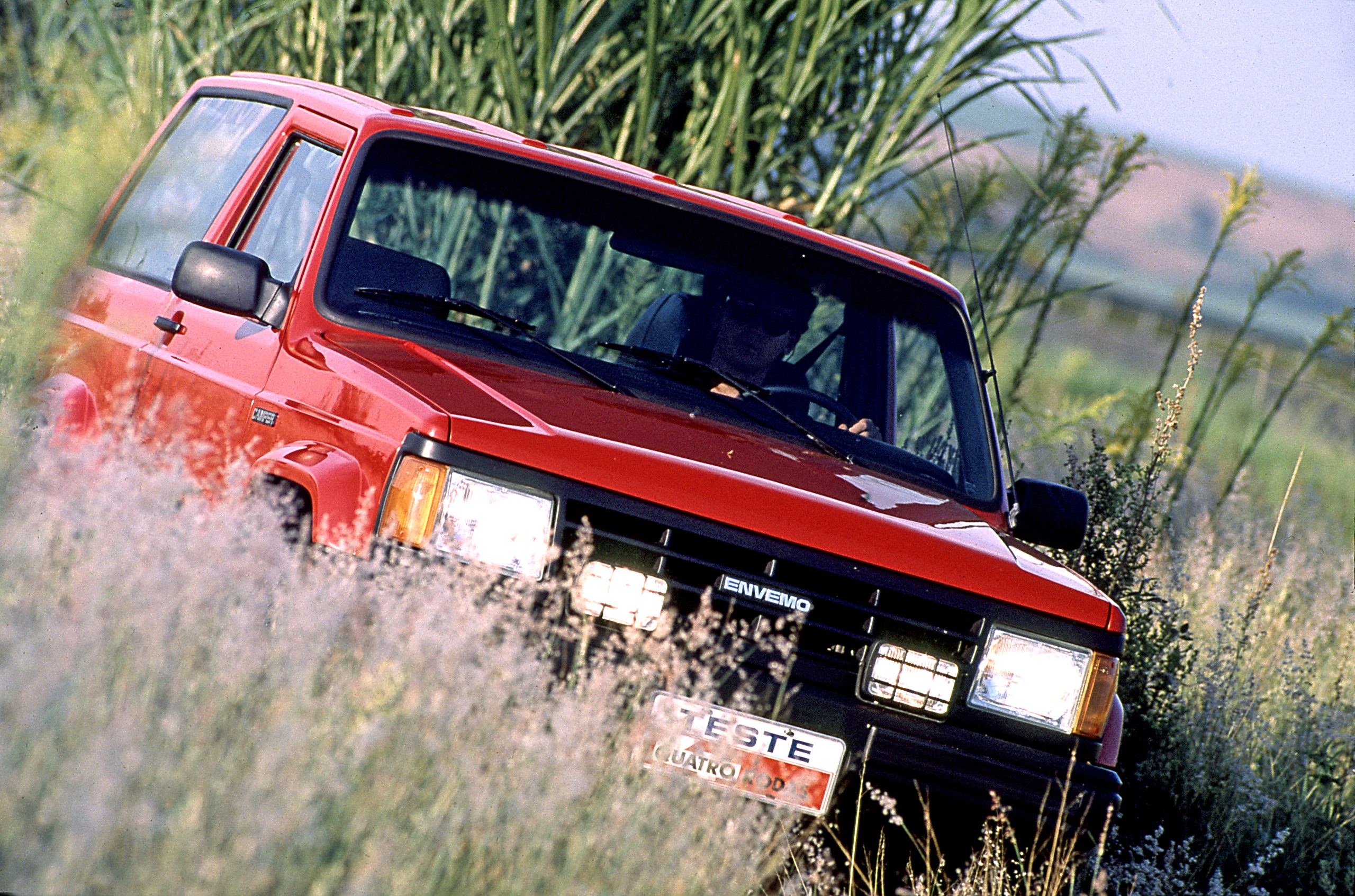 envemo-camper-era-o-jeep-cherokee-brasileiro-com-pecas-de-chevette,-opala-e-uno envemo-camper-era-o-jeep-cherokee-brasileiro-com-pecas-de-chevette,-opala-e-uno