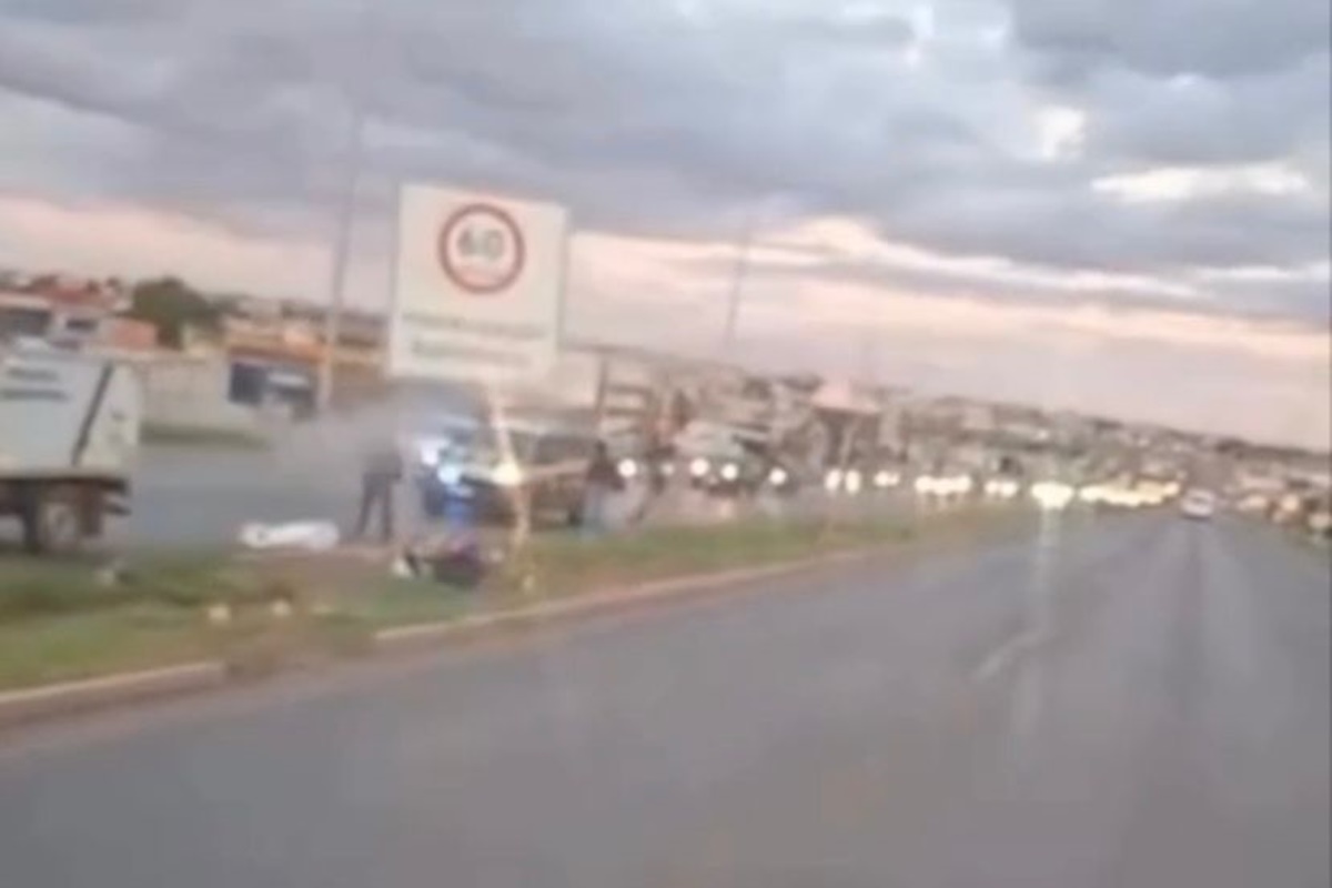 motociclista-em-alta-velocidade-morre-apos-bater-em-poste-na-br-070 motociclista-em-alta-velocidade-morre-apos-bater-em-poste-na-br-070