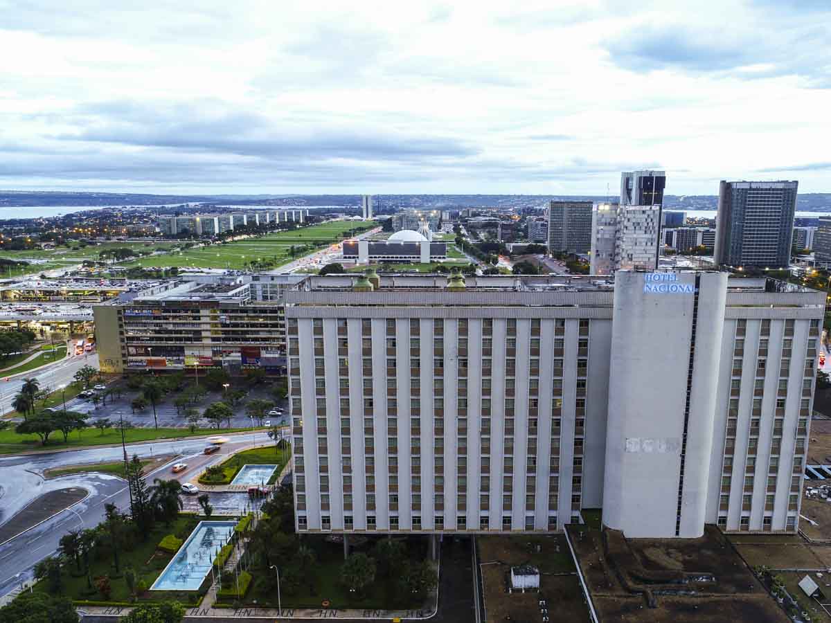apos-5-anos-fechado,-iconico-hotel-do-df-comeca-a-ser-reformado-nesta-2a apos-5-anos-fechado,-iconico-hotel-do-df-comeca-a-ser-reformado-nesta-2a