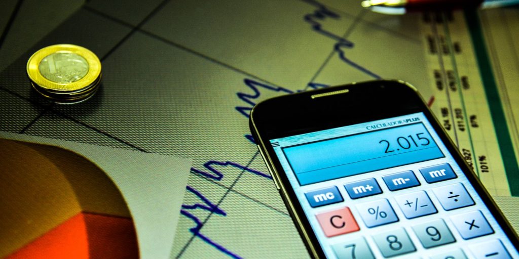 mercado-financeiro-reduz-previsao-da-inflacao-para-4,56%,-em-2025