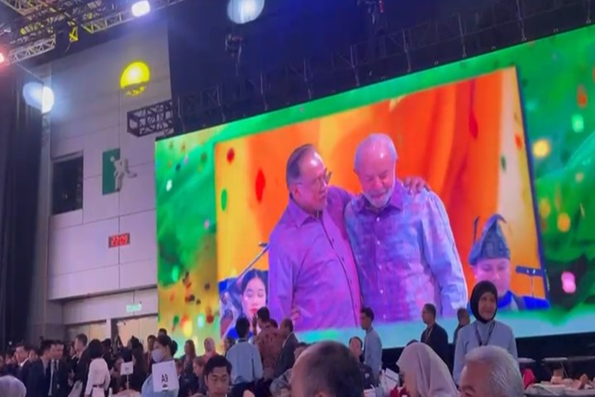 lula-ganha-homenagem-de-aniversario-em-jantar-de-gala-na-malasia lula-ganha-homenagem-de-aniversario-em-jantar-de-gala-na-malasia