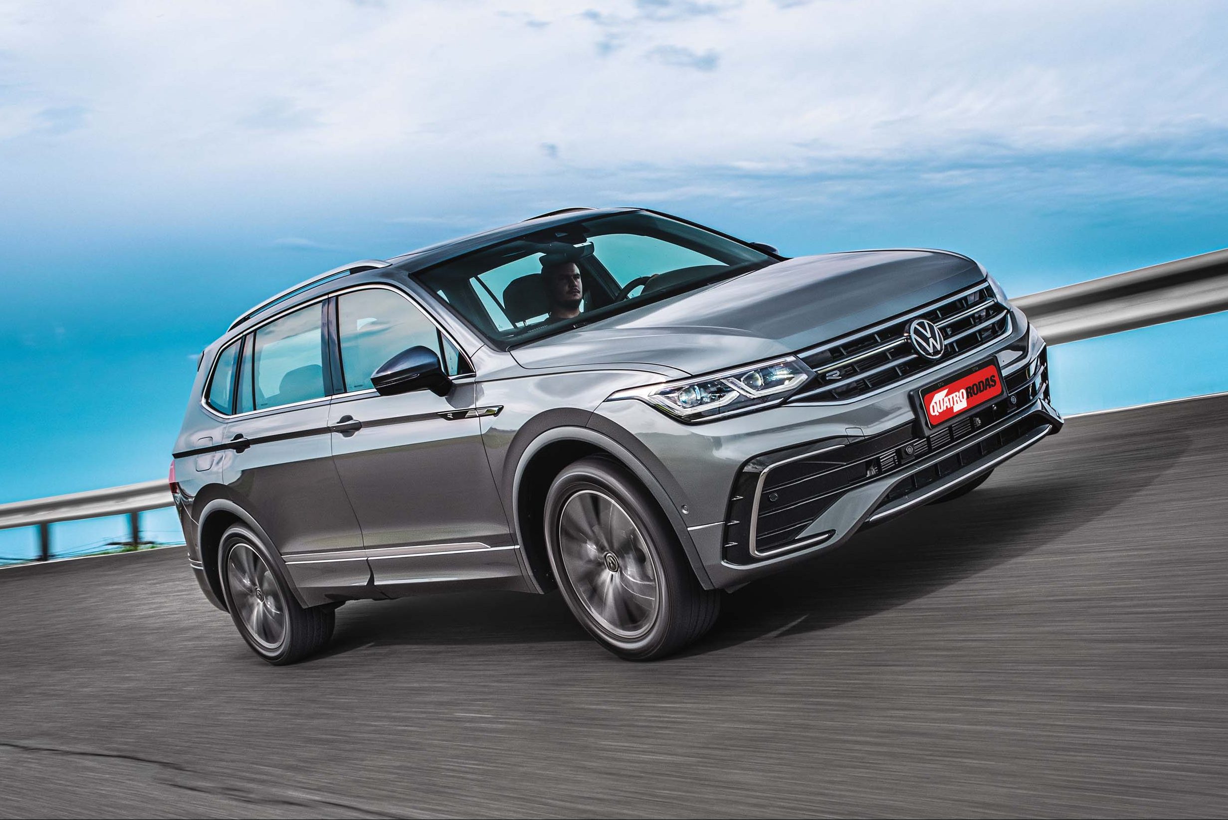 volkswagen-tiguan-e-vendido-com-r$-51-mil-de-desconto-antes-do-novo-chegar volkswagen-tiguan-e-vendido-com-r$-51-mil-de-desconto-antes-do-novo-chegar