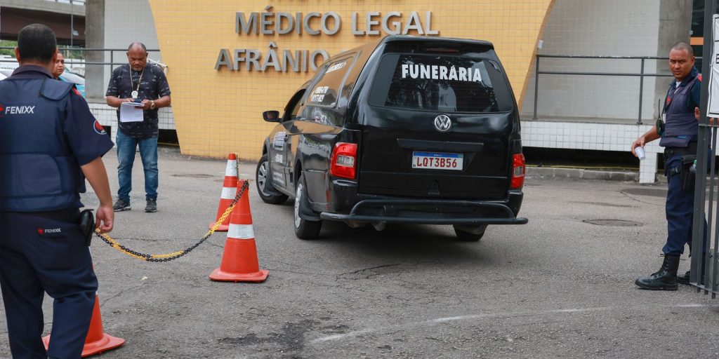 iml-ja-liberou-89-corpos-de-mortos-em-megaoperacao,-diz-governo-do-rj