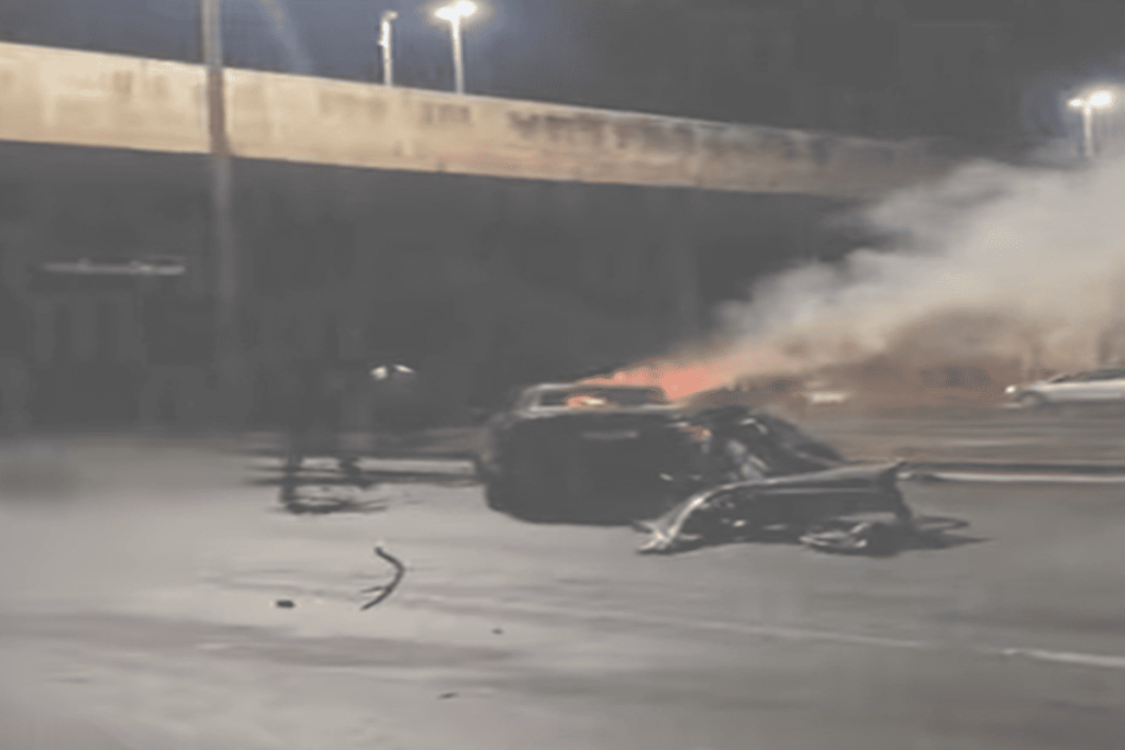 veja-momento-em-que-mercedes-de-sargento-pega-fogo-apos-batida-na-epia