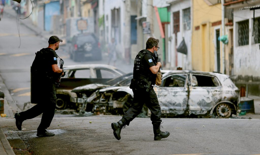 faccoes-brasileiras-causam-temor-e-paises-vizinhos-reforcam-fronteiras