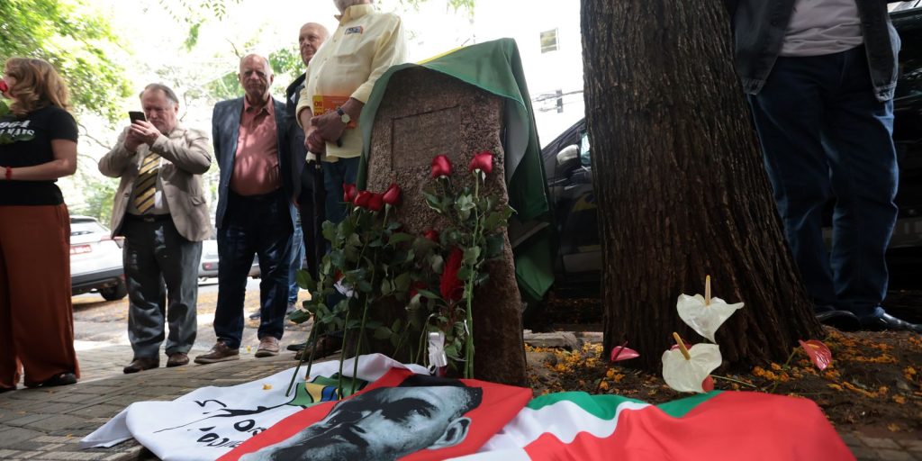 ato-lembra-os-56-anos-da-morte-de-carlos-marighella