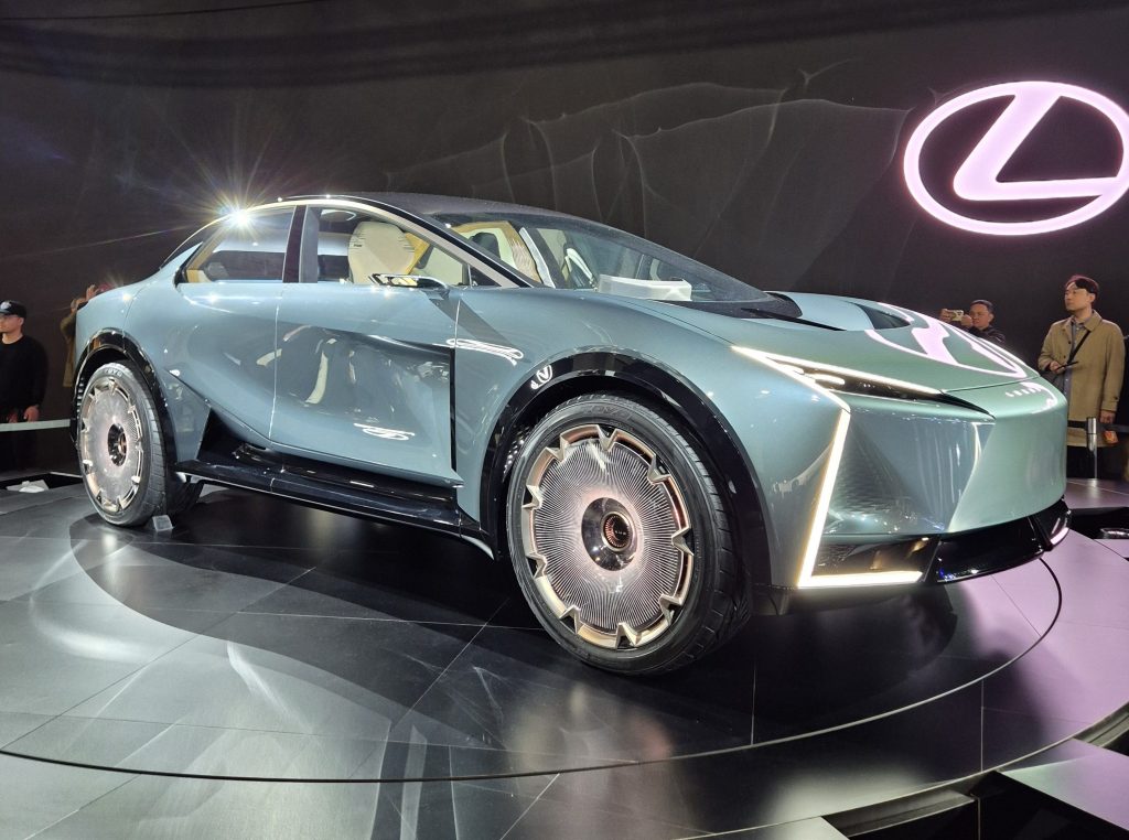 lexus-ls-pode-virar-suv,-mpv,-capsula-autonoma,-esportivo,-barco-e-evtol