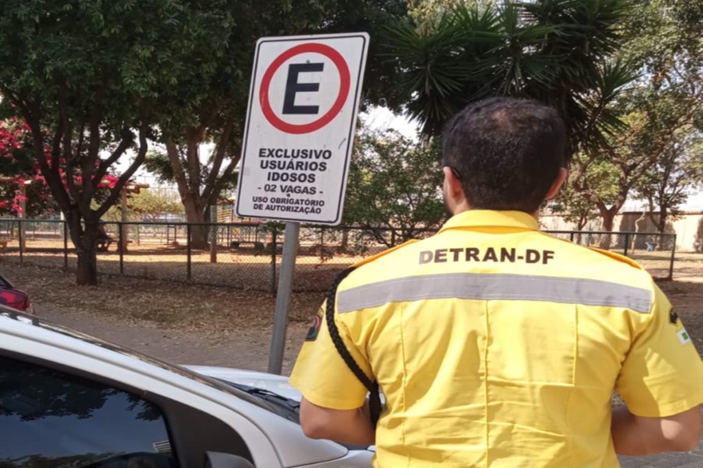 motorista-que-fugiu-de-agentes-do-detran-ate-bater-em-arvore-e-condenado