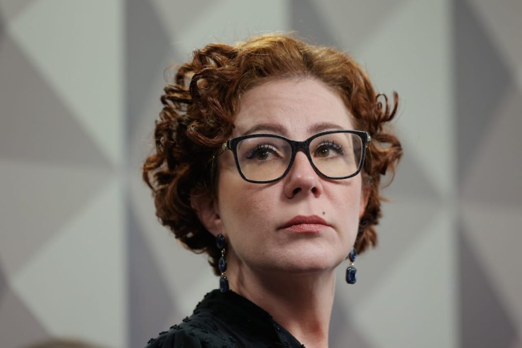 bolsonaristas-marcam-manifestacao-em-roma-pela-liberdade-de-zambelli