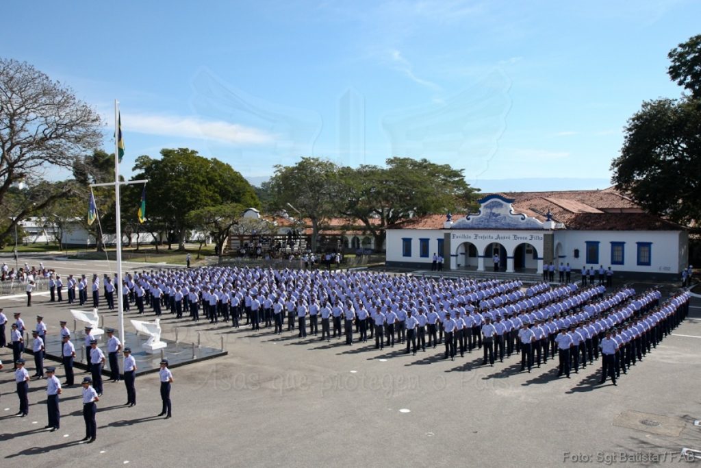 saiba-como-se-inscrever-para-o-concurso-da-fab-com-112-vagas-no-df