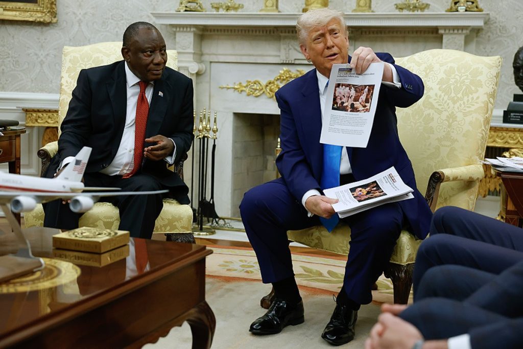 trump:-eua-vai-boicotar-g20-na-africa-do-sul-devido-a-“genocidio-de-brancos”