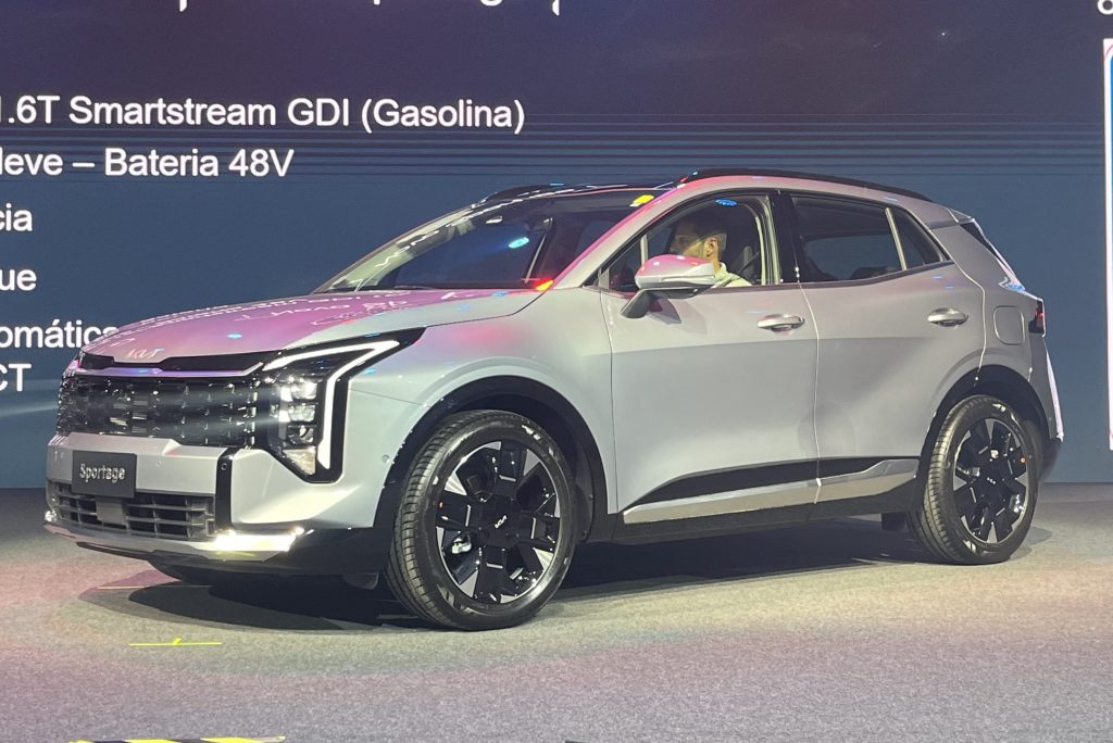 kia-sportage-2026-e-lancado-no-salao-de-sp-com-novo-visual-e-mais-economico