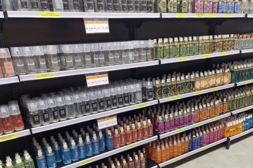 imperio-das-maquiagens-manda-fazer-revista-intima-em-clientes-negras