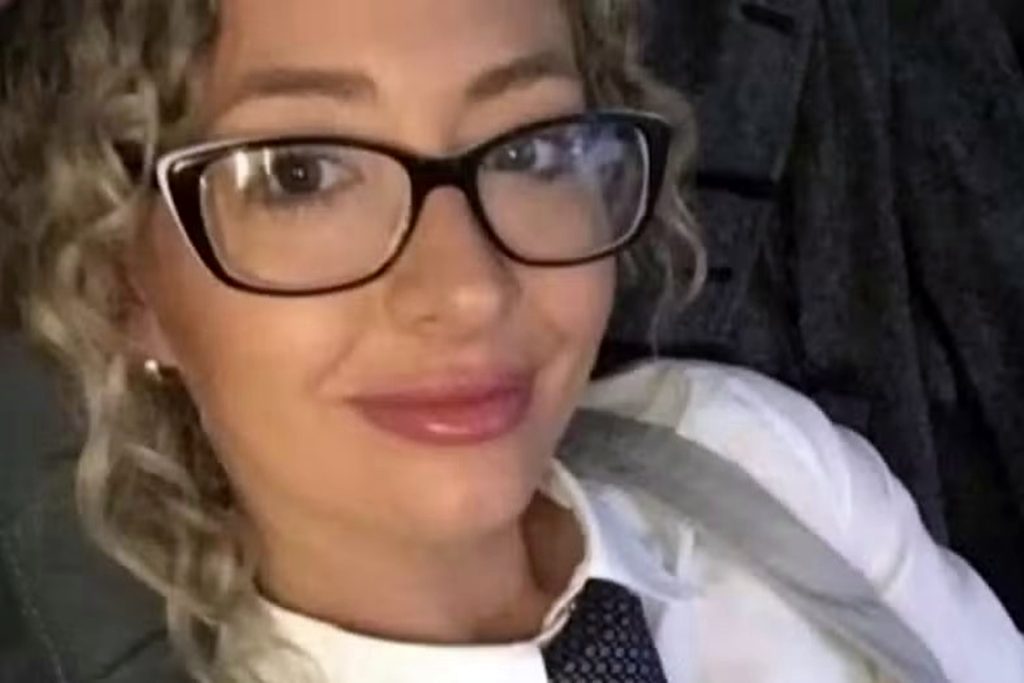 professora-confessa-que-fez-sexo-“diversas-vezes”-com-aluno-de-15-anos