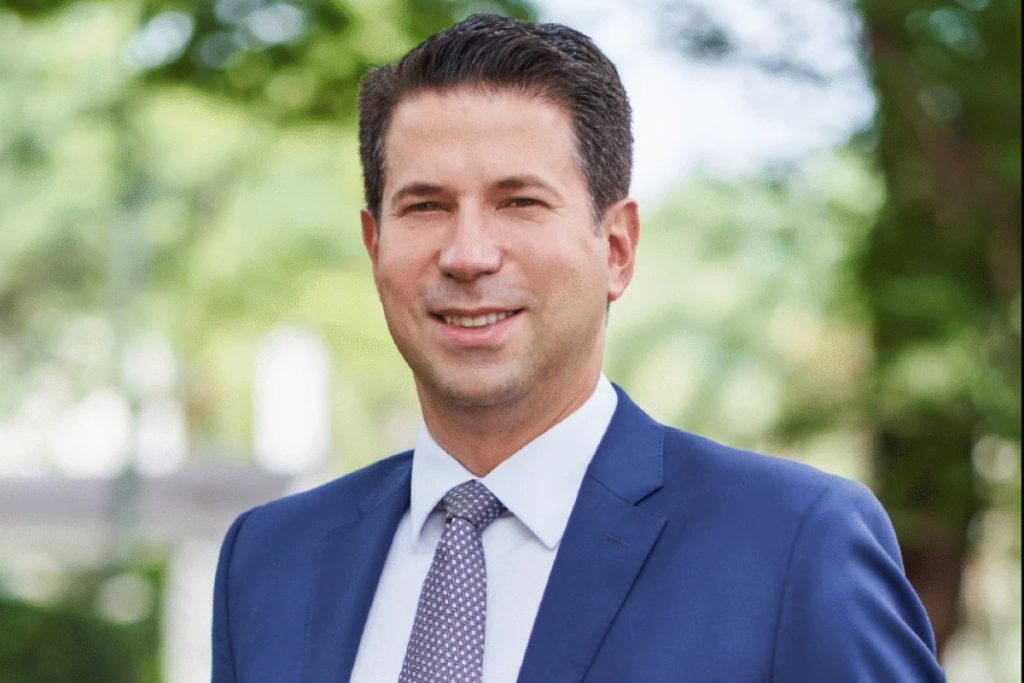 quem-e-o-brasileiro-professor-em-harvard-preso-pelo-ice-nos-eua