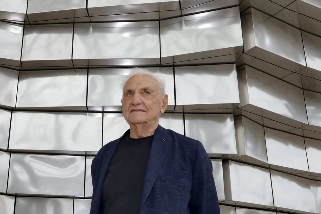 morre-frank-o.-gehry,-arquiteto-de-renome-mundial,-aos-96-anos
