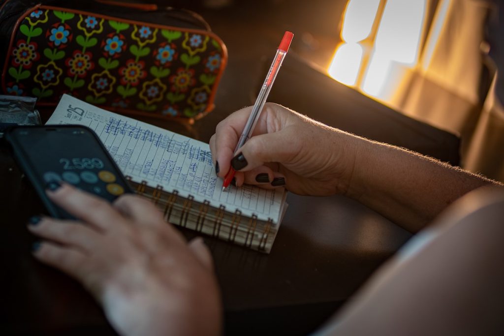 lei-que-socorre-superendividados-e-promulgada-pela-cldf;-entenda