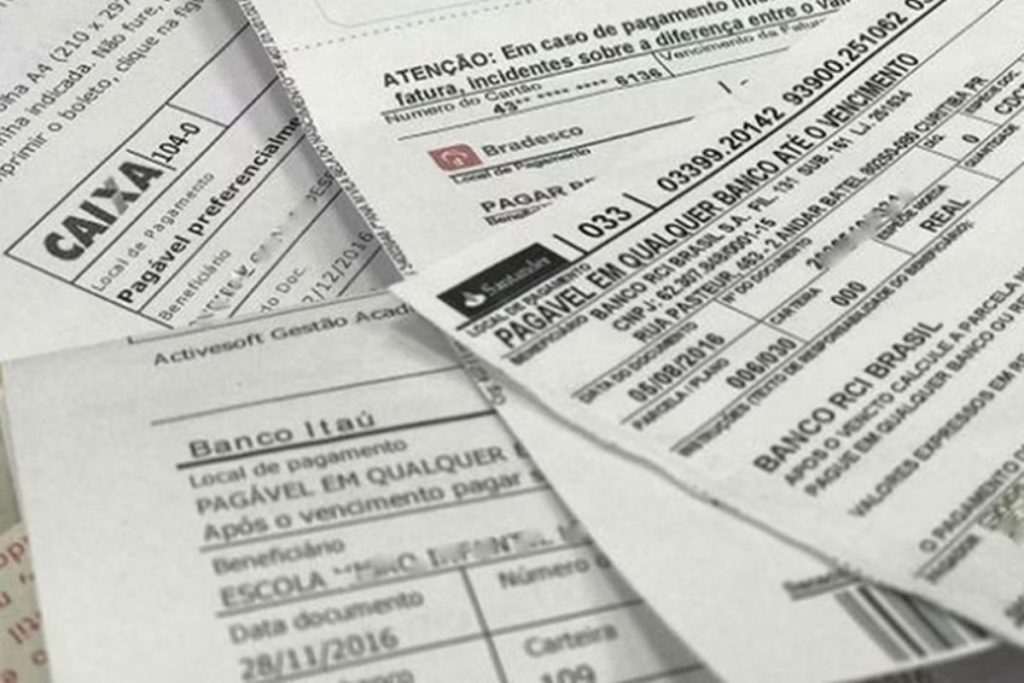 golpe-do-ipva:-criminosos-imitam-portal-da-receita-para-roubar-dados